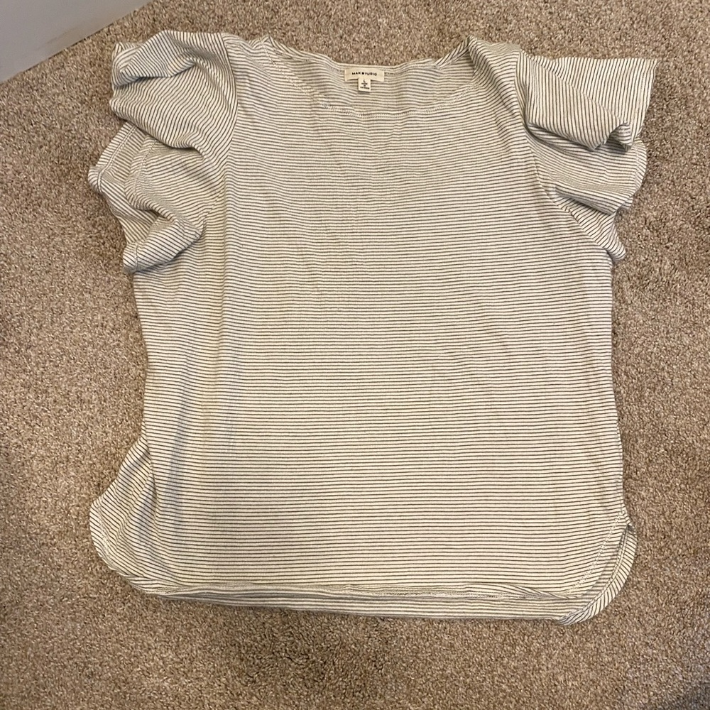 Flutter Sleeve Top